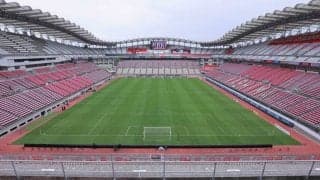 鹿島がホームゴール裏席を全席指定化…「長蛇の入場前待機列」「過剰な席取り」など動員数増に伴う諸問題解決へ