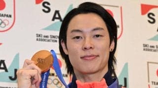 ジャンプ小林陵侑、明石家さんまとツーショット「メダルお見せできうれしかった」