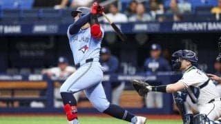 岡本和真　１０号先制弾＆マルチＨ＆好守備も…Ｂジェイズが痛恨逆転負けで３連敗　同地区２位のレイズに負け越し決定