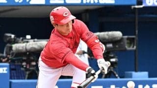 【広島】敵失絡め一挙５点のビッグイニング！投手栗林良吏の犠打をDeNA深沢鳳介が一塁悪送球