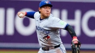 打棒だけじゃない…岡本和真が“超美技”　高確率でヒットも「今シーズン最高の守備」