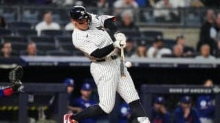 ジャッジが15号ソロ　村上宗隆抜き両リーグ単独トップ　右中間のブルペンへ122ｍ弾