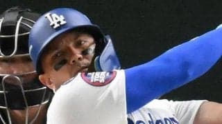 ドジャース　ロハスが途中交代　アクシデントの影響か　二回の第１打席で左足痛めるも出場継続　大谷のタイムリーで激走生還