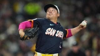 パドレス松井裕樹が今季初登板　１死満塁から走者２人かえすも２回2／3を無失点