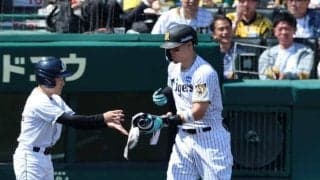 阪神　佐藤輝明の初回申告敬遠に甲子園がどよめく　直近３年は一度もなし　好機拡大も５番起用の前川が見逃し三振