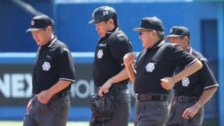 東京六大学審判が“29”で込めた願い「回復を祈る」　頭部負傷のNPB川上審判へ…4万人の願い