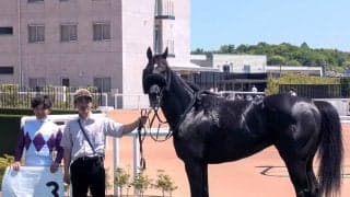川須栄彦騎手が京都２Ｒで昨秋の落馬事故から復帰後初Ｖ　ＪＲＡでの勝利は１年以上ぶり「感謝しています」