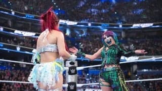 「日本のプロレスを見せた」“史上初”の日本人女子対決にファン感涙 因縁と愛憎の末に涙のハグ＆キスで電撃和解