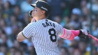 佐藤輝明、リーグ単独トップ10号　セ最速で2桁HR到達…“先っぽ”で121メートル豪快弾