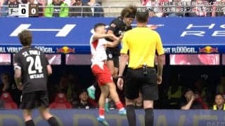 「めっちゃ飛んでる」日本代表・安藤智哉、驚異の“豪快ヘッド”炸裂→相手を吹っ飛ばす「強すぎ！」体半分上回る大ジャンプにファン騒然
