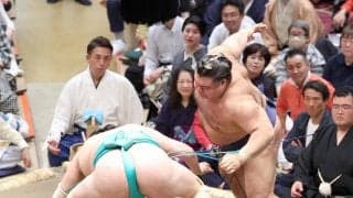 初日に豊昇龍破った高安が連勝「期待するとすぐに裏切られるから辛抱して応援」と芝田山親方