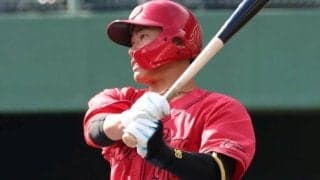 広島・二俣まさか　照明が目に入って後逸→三塁打に　その場に膝をついて呆然