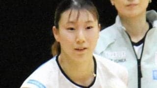 ドレスアップのバド界美女が勢ぞろい！六本木ヒルズの高級ホテルで五十嵐有紗の結婚式　黒シースルーワンピの元人気選手「華やかなゲストに会えて嬉しかった」