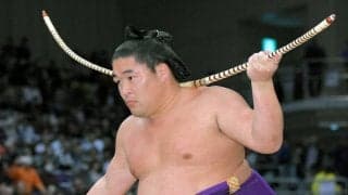 琴翼が１年４か月ぶりの弓取り式「緊張した。本場所の土俵は全然違う」