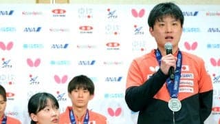 卓球男子団体銀の張本智和「技術の裏付けが足りなかった」５７年ぶり金に一歩届かず…激闘の世界卓球から帰国