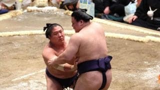 若隆景、一気の攻めで義ノ富士下し３連勝「しっかり踏み込めた」右腕負傷の不安感じさせず