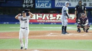 【阪神】びっくりオスナとのレアすぎる１打席対決　佐藤輝明「初めてなので…」結果は