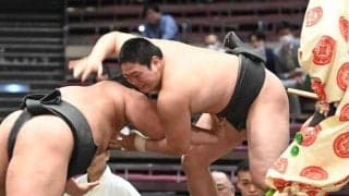 垣添玄空　前相撲白星デビュー　１５組目親子関取目指す「父を超えたい」　土俵下から見守った父・雷親方からエール「悔いのない相撲人生を歩んで」