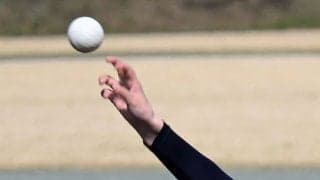 学童野球で順守されない「変化球禁止」　球審を困らせる“球種”…広がるグレーゾーン