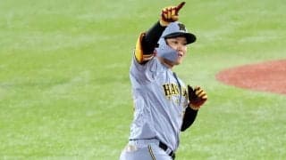 「こんな藤川監督の顔見たことない」育成→支配下“打てる捕手”のプロ初アーチ時の阪神ベンチシーンにファン注目「みんな、めっちゃ笑顔やんな」