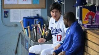 大谷翔平、初回の第１打席は右前打で出塁