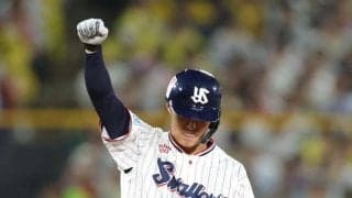 ヤクルト逆転で首位再浮上　八回ドラ６石井巧のプロ初安打が同点打→決勝点は押し出し死球で連敗ストップ　先発の山野は阪神・高橋と互角の投げ合い