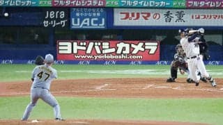 【ヤクルト】ドラ６ルーキー石井巧プロ初安打、兄は西武石井一成　同点打で敗色濃厚のチーム救う