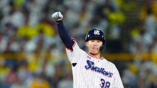 【ヤクルト】ドラ６石井巧のプロ初安打は同点適時打　「粘り強く打ってくれた」池山監督も絶賛