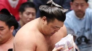 大関霧島４連勝もヒヤッ　一山本の圧力受け「ちょっと当たりがうまくいかなかった」率直に反省