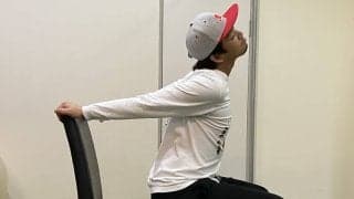 「自宅でできる椅子を使ったトレーニング」～首・腕・胸～