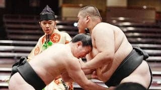 番付外の若狭が前相撲に出場　腰椎椎間板ヘルニアで２度手術、「次なったら引退」