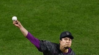IL入りのメッツ千賀滉大がブルペンで打者を立たせて投球