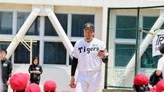 阪神・秋山拓巳ＢＡ「どう楽しんでもらえるかを考えながら」　石川県の小学校でベースボール型授業を実施