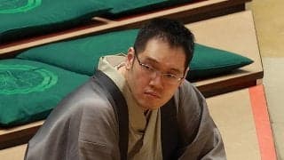 講談師神田伯山が予告通り夏場所観戦　中継映りまくりで「めちゃいいポジションに座ってる」の声