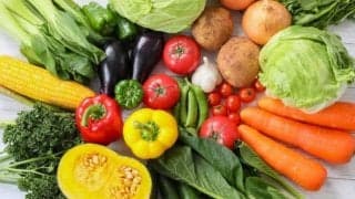 肌のダメージを軽減する食事とは