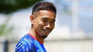 【東京】アジア初の５大会連続Ｗ杯を目指す長友佑都が練習、たった２文字を言い残して引き揚げる