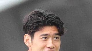 【Ｗ杯】右鎖骨骨折のＭＦ鈴木唯人が選出　左シャドー候補の復帰に森保一監督賭けた