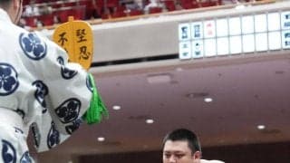 幕下付け出しの火雷が２連敗の後に初勝利　師匠から励まされ、恩師になぐさめられた