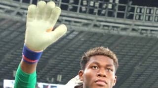 【Ｗ杯】ＧＫ鈴木彩艶が初選出　昨年１１月の左手骨折から復活　１９０センチ、１００キロの２３歳守護神