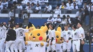 ロッテ　ピカチュウがパレード、写真撮影会　メンバー表交換にも登場「ポケモンベースボールフェスタ」