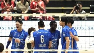 【バレー】第２セットは大阪Ｂが取り返す、西田有志が美技披露　SVリーグプレーオフ決勝