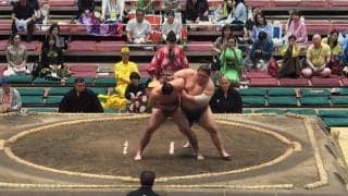“細マッチョ”力士、腕一本で172キロをぶん投げた！ 目を疑う光景に館内ざわめき「凄い！」「やば」ファンも語彙失う
