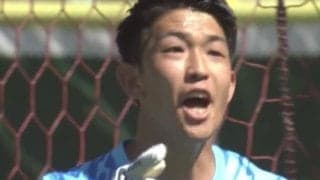 「ワールドクラス！」日本代表GK・早川友基、至近距離でのディフレクションに“超反応”「よく止めたな」「理不尽」驚異のビッグセーブにファン感嘆