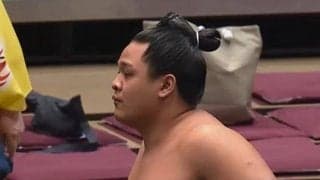 「これ何頭身よ？」191センチの“小顔”力士に驚きの声「すごいスタイル」「めっちゃいい体」