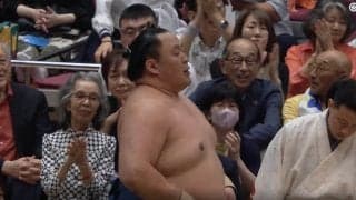 41歳・玉鷲が「尋常じゃない」 劣勢から一気の逆襲劇を大山親方も絶賛「ここでダメかなと」流れを変えた“押し返し”…館内歓声やまず