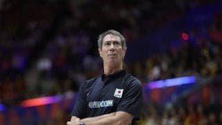 男子日本代表のロラン・ティリ監督と下山隆志審判員が国際バレーボール殿堂入り