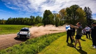 ERCスカンジナビア：終盤でクラッシュ連発の大波乱でミッコ・ヘイッキラが初優勝