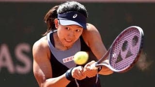 内島萌夏は無念の途中棄権。体調不良に苦しみ予選勝者に屈する[全仏オープン]