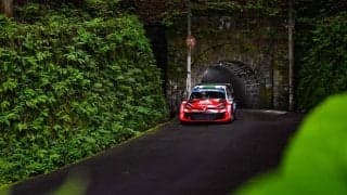 WRCラリージャパン：デイ1金曜日を終え、先頭スタートを活かしたエバンスが首位。勝田は「これまでで一番酷い展開」と6番手