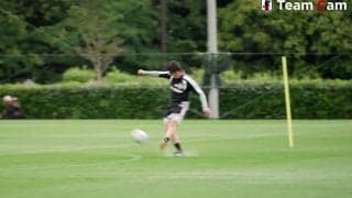 「W杯で蹴ってほしい！」中村俊輔コーチの“極上フリーキック”に騒然！「えぐい」「激アツ」日本代表練習で貴重シーン